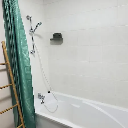 Appartement Moderne En Armentières